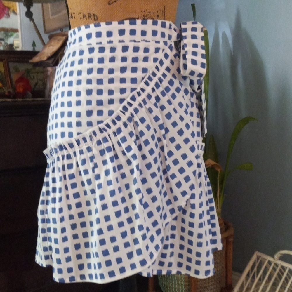 Vineyard Vines Painterly Grid Blue White Faux Wrap Ruffle Mini Skirt - Picture 12 of 15